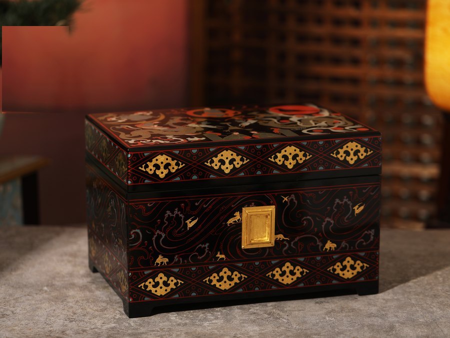 Mawangdui Legacy Lacquer Urn — handcrafted Chinese lacquer cremation urn, Obsidian Collection, reference OC-007